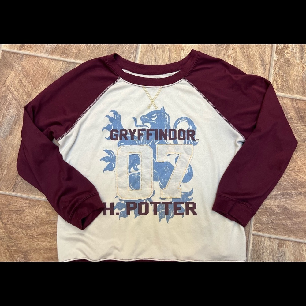 Harry Potter Gryffindor 07 Woman Sz L 12-14 Lightweight Sweatshirt long sleeved - Picture 2 of 7